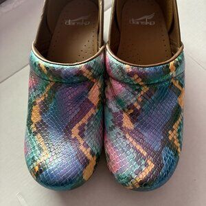 Dansko Professional Mermaid Metallic Clogs – Women’s Size 38 (US 7.5–8)